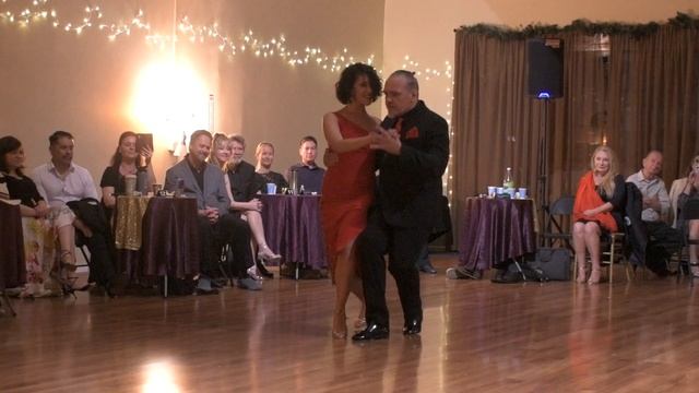 Pancho Pey & Raquel Makow at Milonga Gavito 3/4 смотреть онлайн