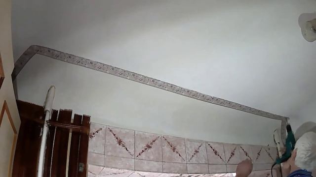 Как одному повесить трехметровый двухрядный карниз на П-образный потолок? Guru from the USSR. смотреть онлайн