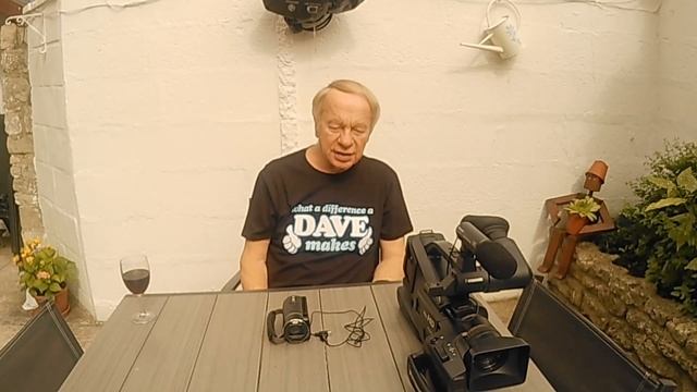 Two Cameras and Southend-on-Sea смотреть онлайн