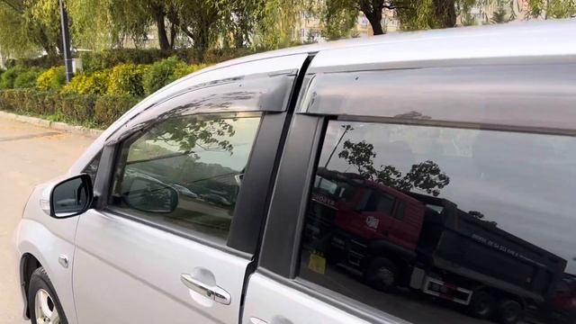 Toyota Isis 1.8 Platana V Selection White Interior Package 4WD в Краснодаре! смотреть онлайн