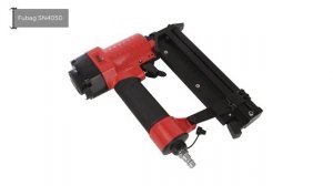 ТОП—7. Лучшие строительные и мебельные степлеры. Рейтинг 2020 года! (аккумуляторные, механические)