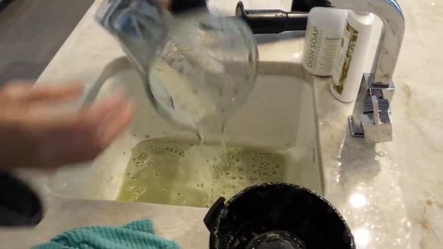 How to clean your Vitamix blender