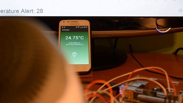 Raspberry Pi, DS18B20, MQTT, Android and websockets смотреть онлайн