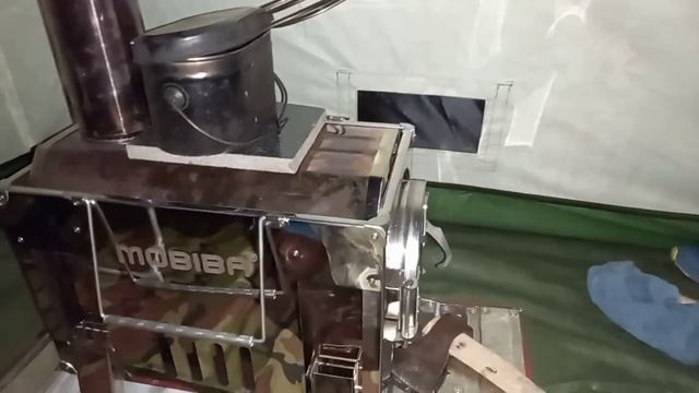 Первая ночёвка в палатке Мобиба К-6 с печью Дюна-3. смотреть онлайн