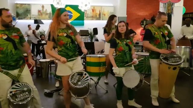 Tam Tam Batucada - Samba Reggae (Roda de Samba 19.2.2022) смотреть онлайн