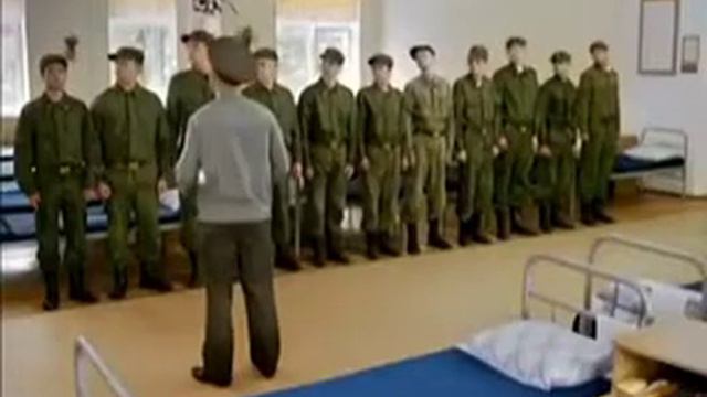 Прапорщик и солдаты -прикол