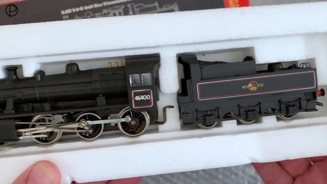 Hornby Railways R.857 B.R. 2-6-0 Ivatt Class 2 Locomotive смотреть онлайн