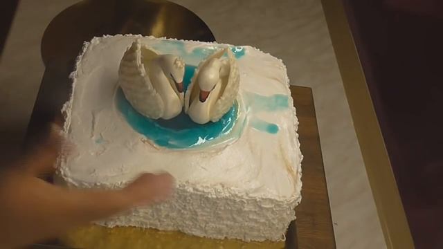 #СвадебныйТорт #WeddingCake. Белково Заварное украшение с Лебедями. смотреть онлайн