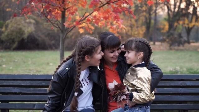 Детская вокальная студия «Карамель» «Мама, будь всегда со мною рядом» смотреть онлайн