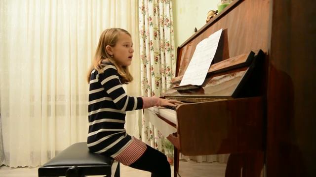 Г.Пахульский "Прилюдия" смотреть онлайн