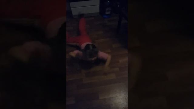 Пробует чайный гриб смотреть онлайн