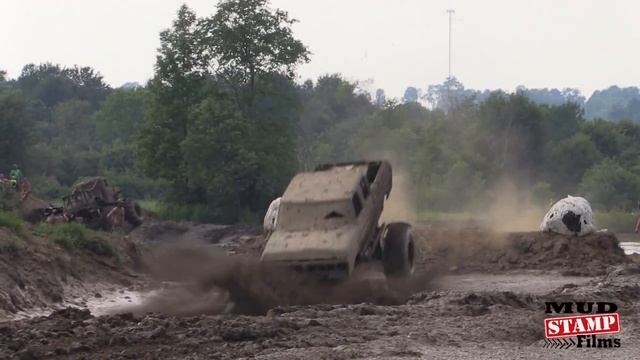 ULTIMATE LONG JUMP COMPILATION(720P_HD).mp4 смотреть онлайн