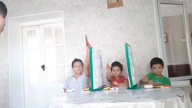 На сколько братья знают друг друга челендж смотреть онлайн