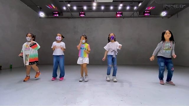 INNER KIDS I BABY SHARK - TRAP REMIX смотреть онлайн