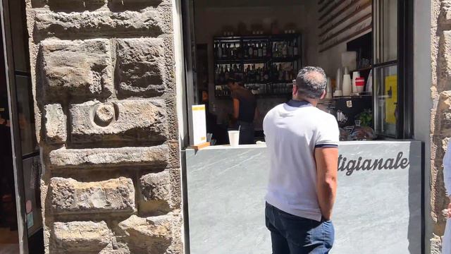 Sandwiches in Florence Italy / Santa croce Florence смотреть онлайн