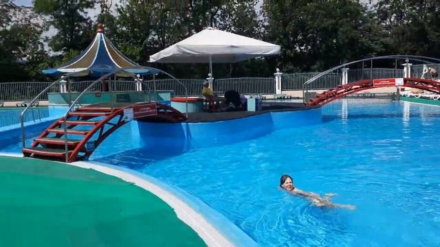 Бассейн санатория Долина нарзанов, Кисловодск смотреть онлайн