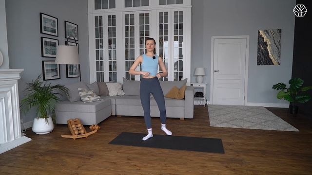 Утренняя зарядка на 10 минут. Активная разминка от инструктора ЛФК смотреть онлайн