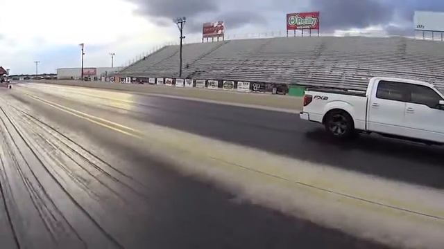 Focus ST vs 5.0 F-150 смотреть онлайн