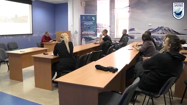 В Архангельске открыли детскую зону визит-центра «Арктическое Посольство» нацпарка «Русская Арктика» смотреть онлайн