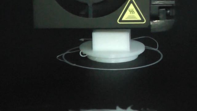 Creality Ender-3 PRO( втулка для мясорубки Philips) смотреть онлайн