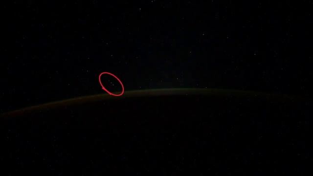 НЛО Снятые На Камеру в 2020 году. Новые Свидетельства! смотреть онлайн