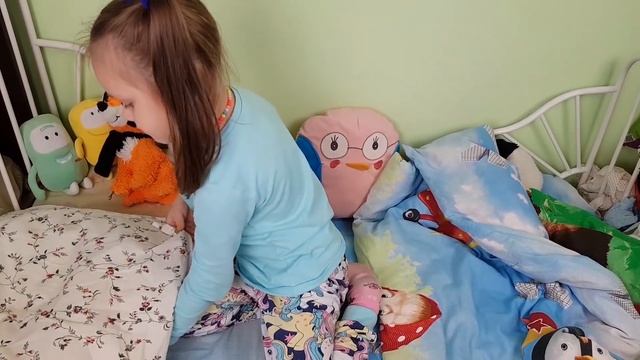 Милана и Зубная Фея! Подарок от Зубной Феи!!! The first tooth fell out. Видео для детей смотреть онлайн