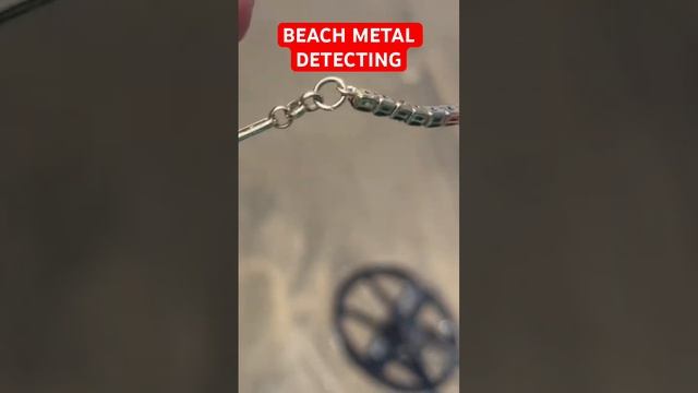 The Nokta Legend Reveals Buried Treasure | Epic Beach Detecting смотреть онлайн