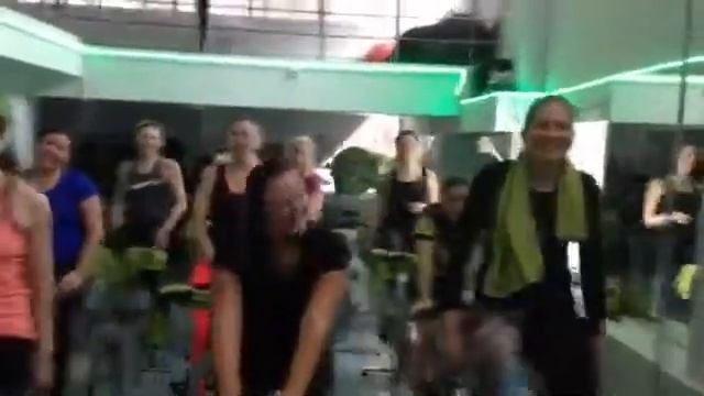 Сайкл. Мокрые все смотреть онлайн