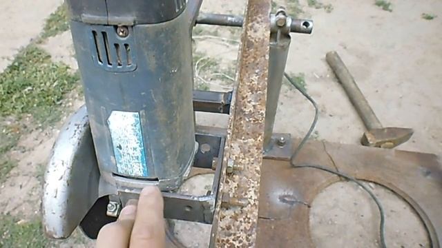 Держатель для болгарки на быструю руку (торцовка) смотреть онлайн