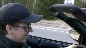 Никита - руки у руля авто корабля.  Покатушки на кабриолете весной.