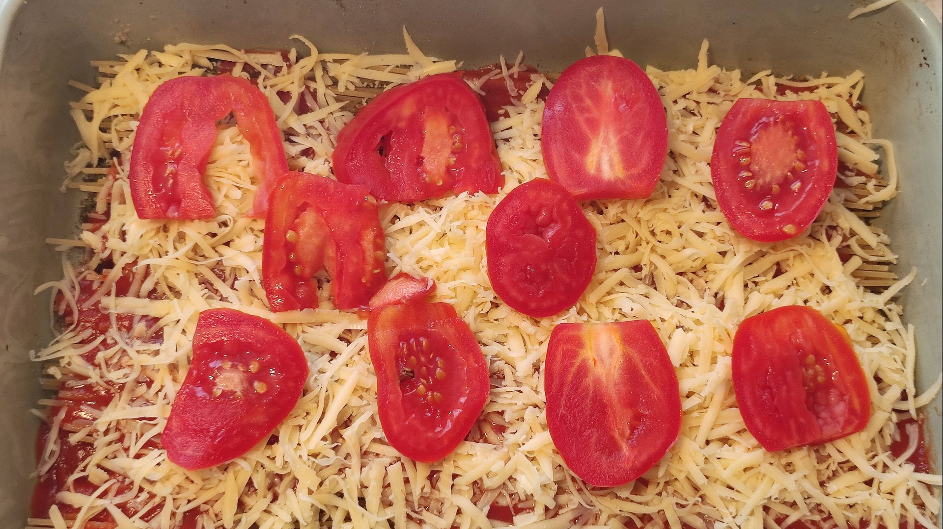 СУПЕР КУХНЯ! Спагетти в духовке. Быстрый и сытный видео рецепт ужина или обеда для всей семьи. смотреть онлайн