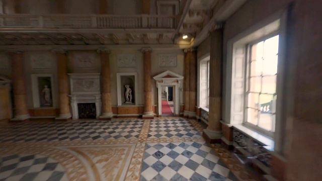 Wentworth Woodhouse - Indoor Drone Tour 4K смотреть онлайн