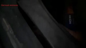 Как поменять габаритную лампочку в передней фаре ХендайТуксон!