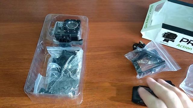 Распаковка экшн камеры PROLIKE Action Camera HD из Гипермаркета Ашан.