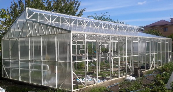 Строительство теплицы с вентиляцией по Митлайдеру.mp4