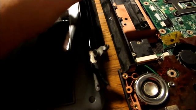 How to replace a bad LCD cable in a Toshiba Satellite A300D смотреть онлайн