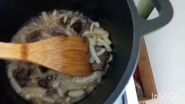 Говядина в сметанном соусе смотреть онлайн