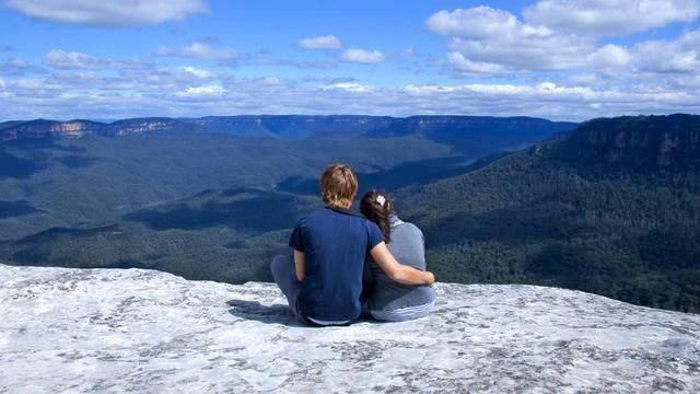 Музыка в плеер. Реальный хит! Русская Адель! смотреть онлайн