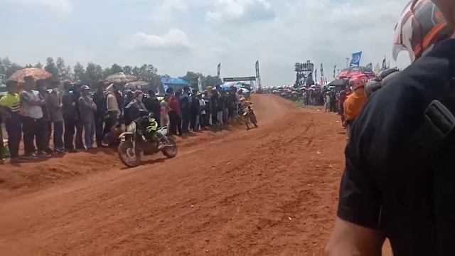 Excel 100. bikin heboh penonton Lampung timur смотреть онлайн