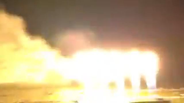 Фонтан в Грозном. Смотреть всем! смотреть онлайн