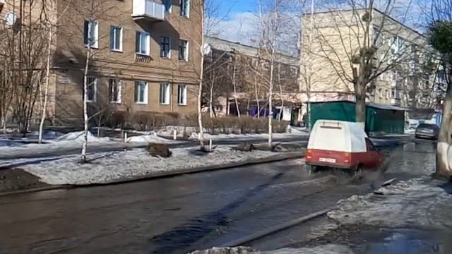 Slow-mo Meizu M3 Note (солнце и брызги) смотреть онлайн