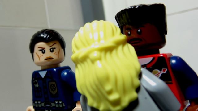 Lego The Walking Dead Death of Beth Mid Season 5 Finale смотреть онлайн