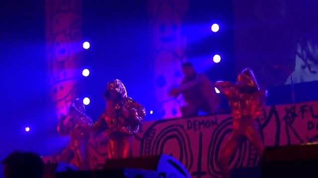 Die Antwoord - Rich Bitch - live in Munich, Germany - Zenith 2015 смотреть онлайн