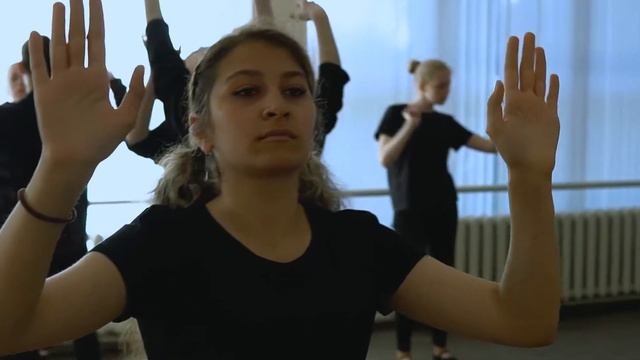 Уже совсем скоро показ по сценическому движению смотреть онлайн