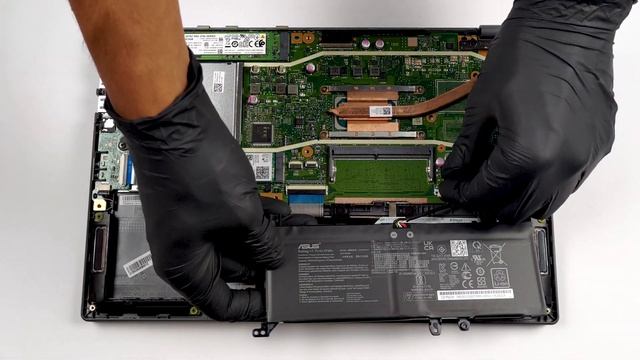 ?️ ASUS VivoBook 14 X415 - Disassembly And Upgrade Options