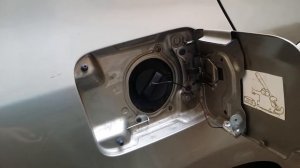 Лючок бензобака логан