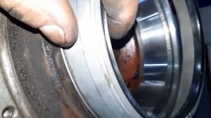 ЗАМЕНА САЛЬНИКА ЗАДНЕЙ СТУПИЦЫ VOLVO F12, FH22