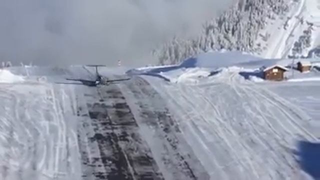 THE MOST DANGEROUS LANDING IN THE WORLD ... i Online TV смотреть онлайн