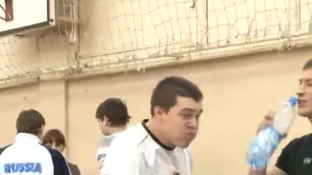 МК НИУ БелГУ веселые старты.flv смотреть онлайн