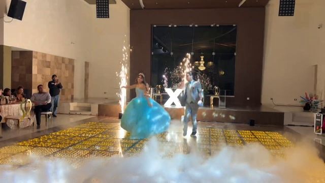 THE SECOND WALTZ OF @andrerieu CON CHAMBELAN 1 HERMOSA COREOGRAFÍA PARA QUINCE AÑOS VALS MELANIE смотреть онлайн